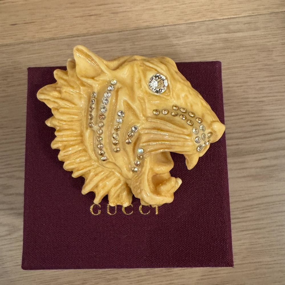 Gucci Rajah Brooch - Picture 4 of 5